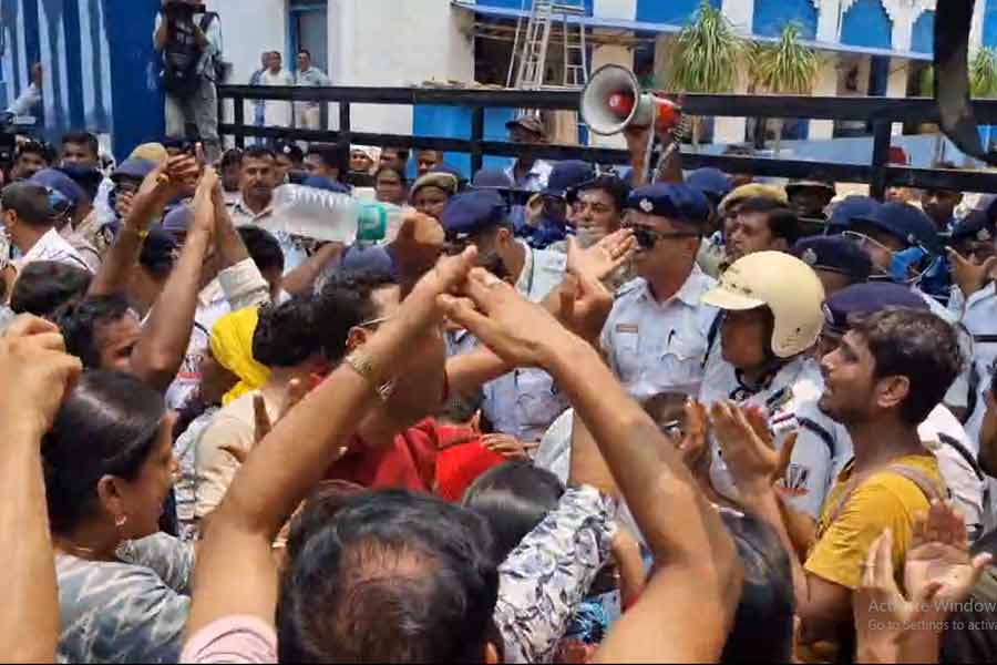 SSC snubbed teachers will not sit in exams, seek CM's intervention