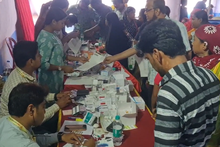 A free health camp organised at Deganga