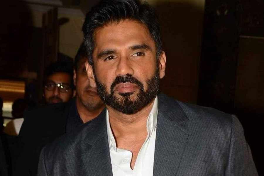 ৪০ কোটির অফার নস্যাৎ! ‘নীতির সঙ্গে আপস নয়’, তামাকের বিজ্ঞাপনে ‘না’ সুনীল শেট্টির