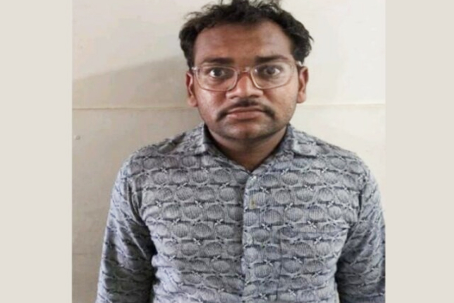 বায়ুসেনার গোপন তথ্য চালান পাকিস্তানে! এবার গুজরাটে গ্রেপ্তার পাক চর