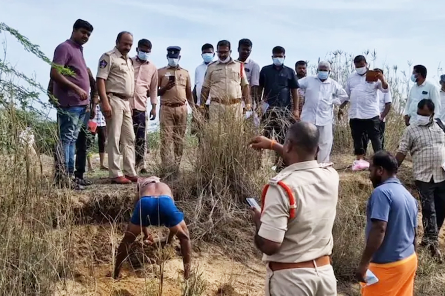 ঋণ মেটাতে না পারার ‘শস্তি’, মাকে ক্রীতদাস বানিয়ে সন্তানকে খুন ‘মহাজনে’র