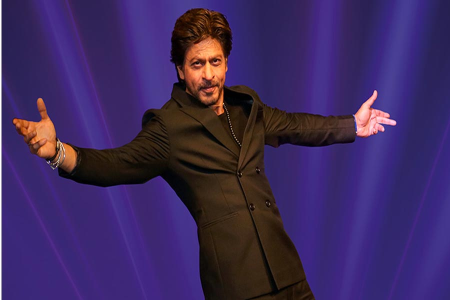 Anand Pandit gave Shah Rukh Khan vaastu tips before Pathaan and Jawan, it worked for him
