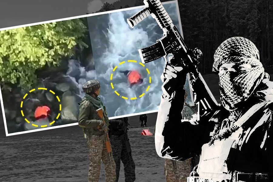 Suspected Lashkar terrorist drowns while fleeing, family alleges custodial death