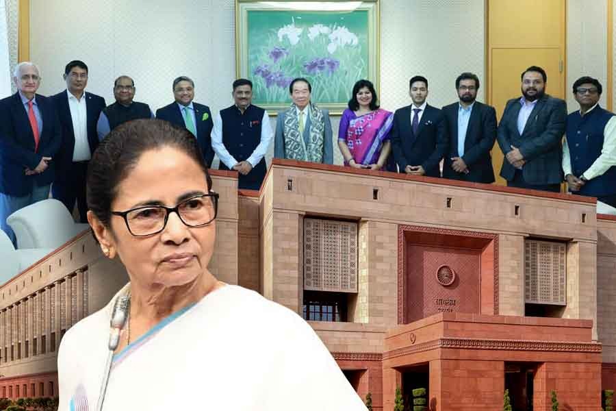 সর্বদল প্রতিনিধিদের বিদেশ ভ্রমণের পর ডাকা হোক সংসদের বিশেষ অধিবেশন, কেন্দ্রকে আর্জি মমতার