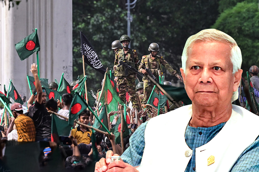 ‘বাংলাদেশে অস্থিরতার নেপথ্যে ভারত’, গদি হারানোর শঙ্কায় দিল্লিকে নিশানা ইউনুসের