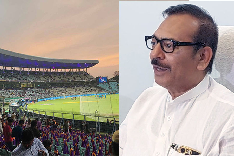 আহমেদাবাদে বৃষ্টিতে ম্যাচ শুরু হওয়ায় বিলম্ব, বিসিসিআইকে একহাত বাংলার ক্রীড়ামন্ত্রীর