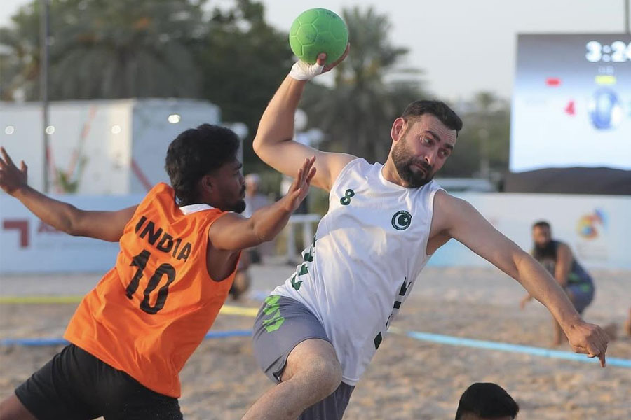 India Pakistan conflict: India-Pakistan clash on the playing field in a warlike atmosphere