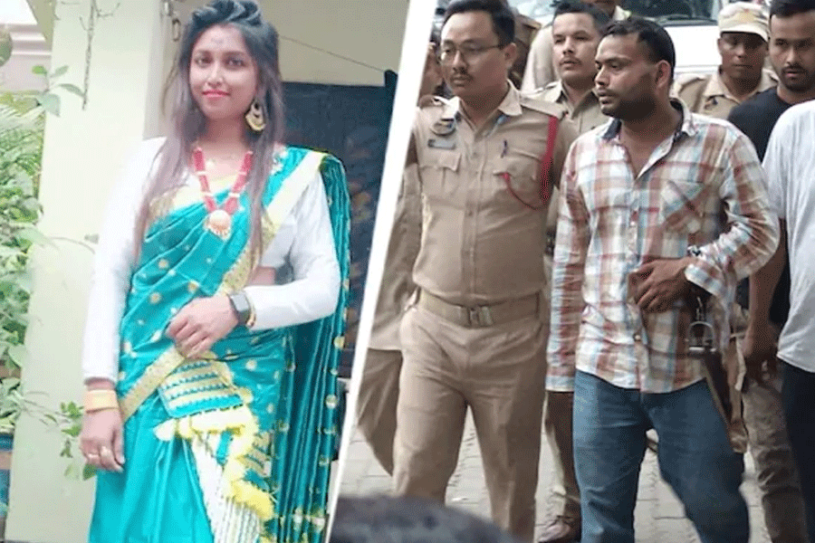 Mother kills her 10 year old child with help of lover in assam