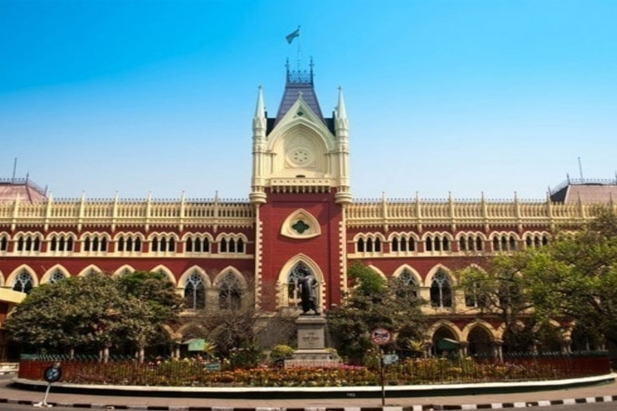Case filed in Calcutta HC against decision to provide allowance to Group D-C workers