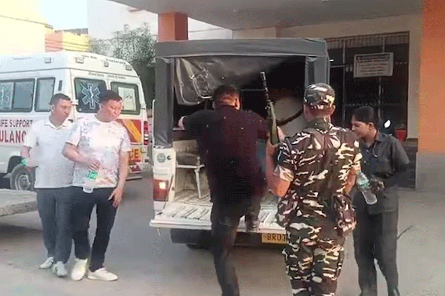 Four Chinese nationals detained near Nepal border for illegally entering India