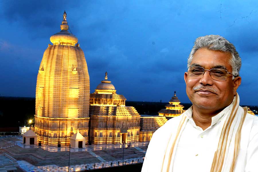 Dilip Ghosh attends meeting at Kharagpur