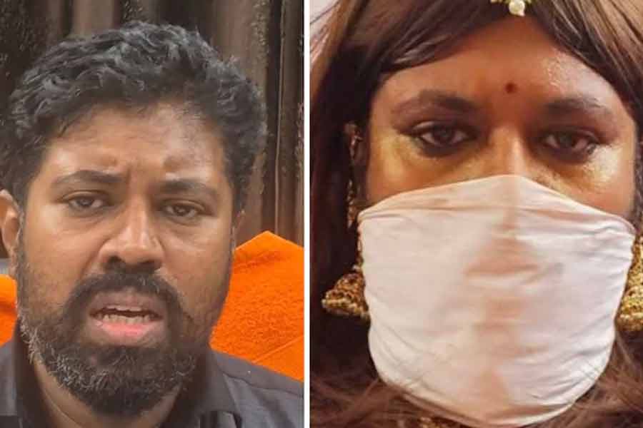 পরনে শাড়ি, মেয়েদের মতো সাজ, সরকারি বাড়িতেই পুরুষদের নিয়ে পর্ন ভিডিও শুট চিকিৎসকের!