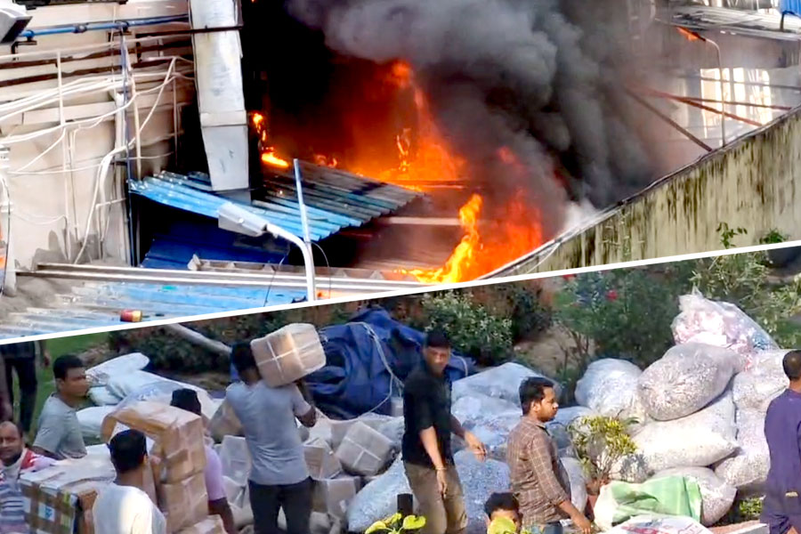 Salt Lake Fire: Massive Fire broke out at Salt Lake Sector V