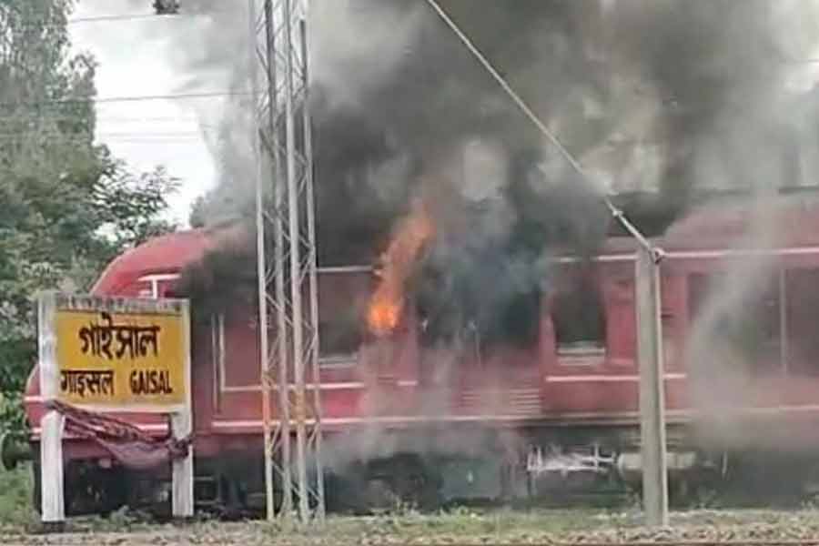 Fire breaks out in train engine in Gaisal