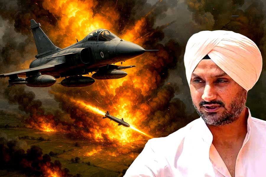 India Pakistan conflict: 'India should teach naughty Pakistan a lesson', ex-cricketers say