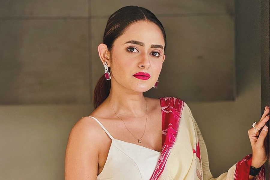 মিশমি এখন মুম্বইয়ের বাসিন্দা, এবার কি শুধু হিন্দি কাজেই মনোনিবেশ করবেন অভিনেত্রী?