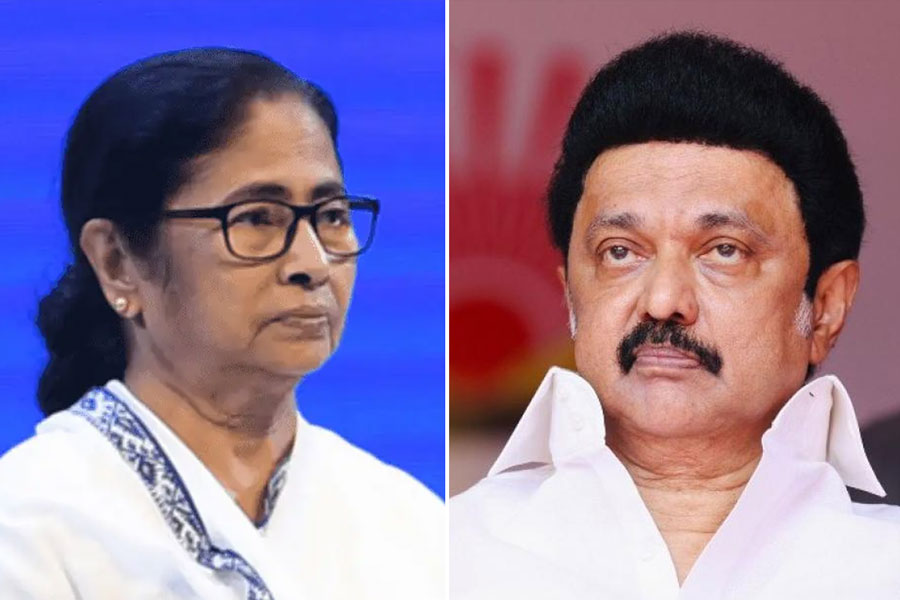 MK Stalin writes to 8 non-BJP CMs to unite for legal battle against Prez reference