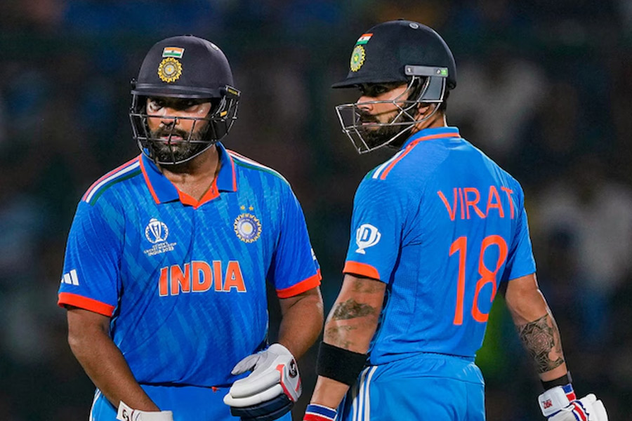 Question on Rohit Sharma and Virat Kohli participation in 2027 WC