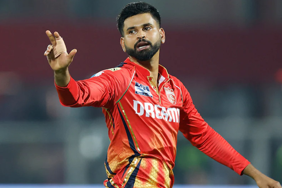 ‘পিঠে ছুরি মারা সহজ…’, পাঞ্জাবকে প্লে অফে তুলে ইঙ্গিতবাহী মন্তব্য শ্রেয়সের, নিশানায় কে?