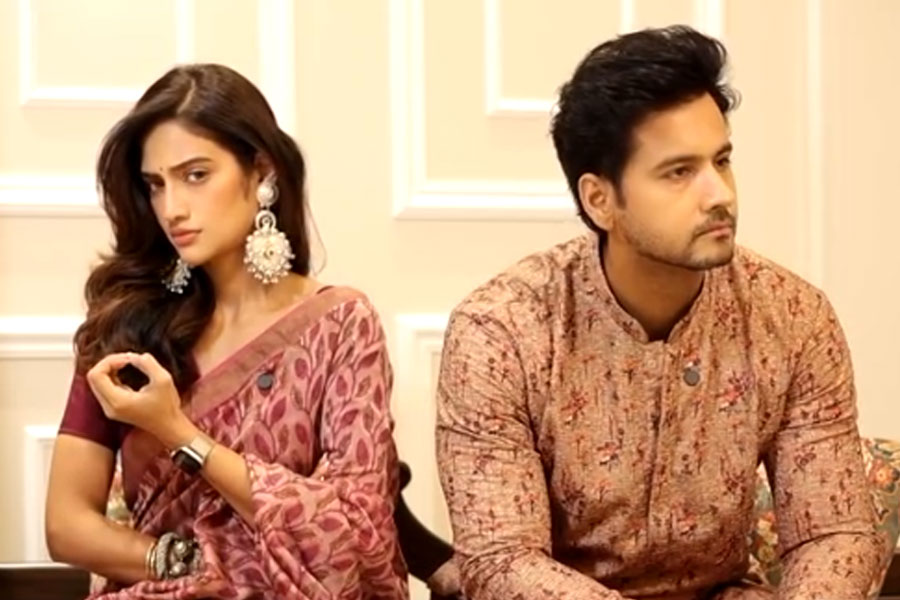 buzz on yash-nusrat separation and relationship status