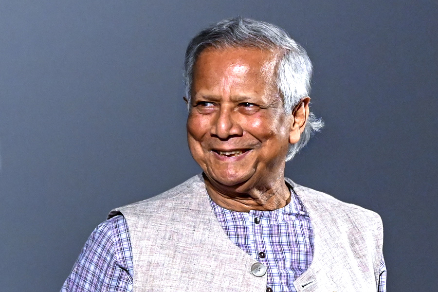 পদত্যাগ জল্পনা ইউনুসের কৌশল মাত্র? কী বললেন পরিকল্পনা উপদেষ্টা