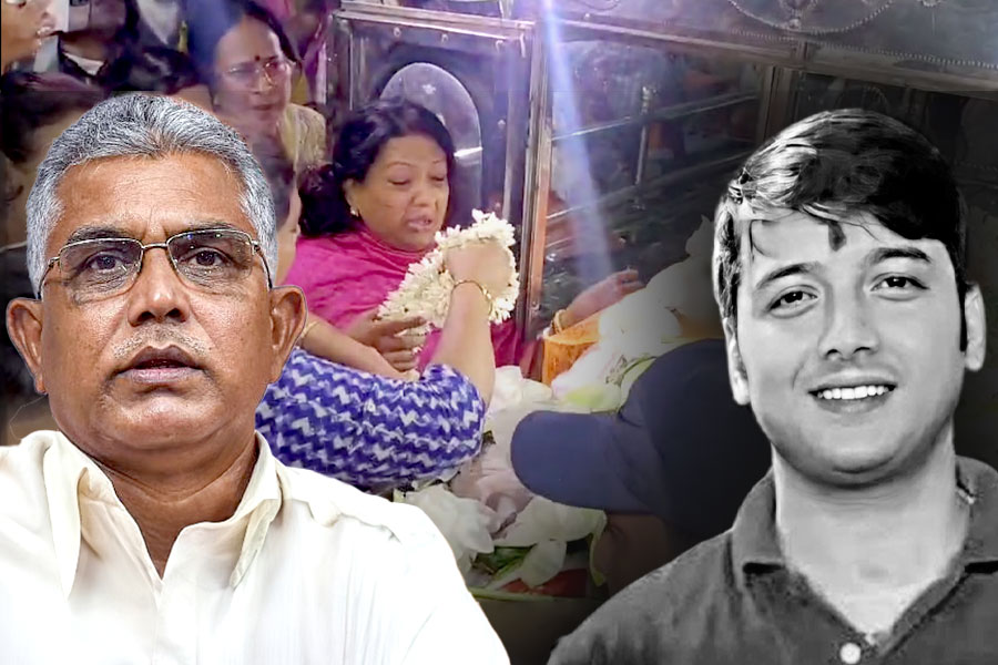 ‘পুত্রসুখ নয়, শোক হল’, সন্তানশোকে পাথর হাসিখুশি দিলীপ