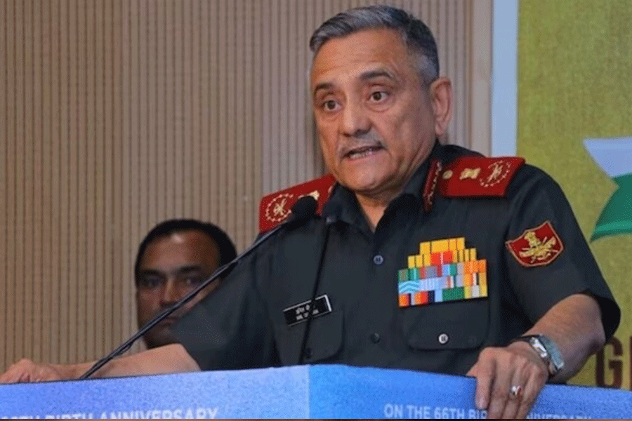 প্রমাণ সংগ্রহে সমস্যা, তবু কেন রাত ১টায় সিঁদুর অভিযান? কারণ ব্যাখ্যা সেনা সর্বাধিনায়কের