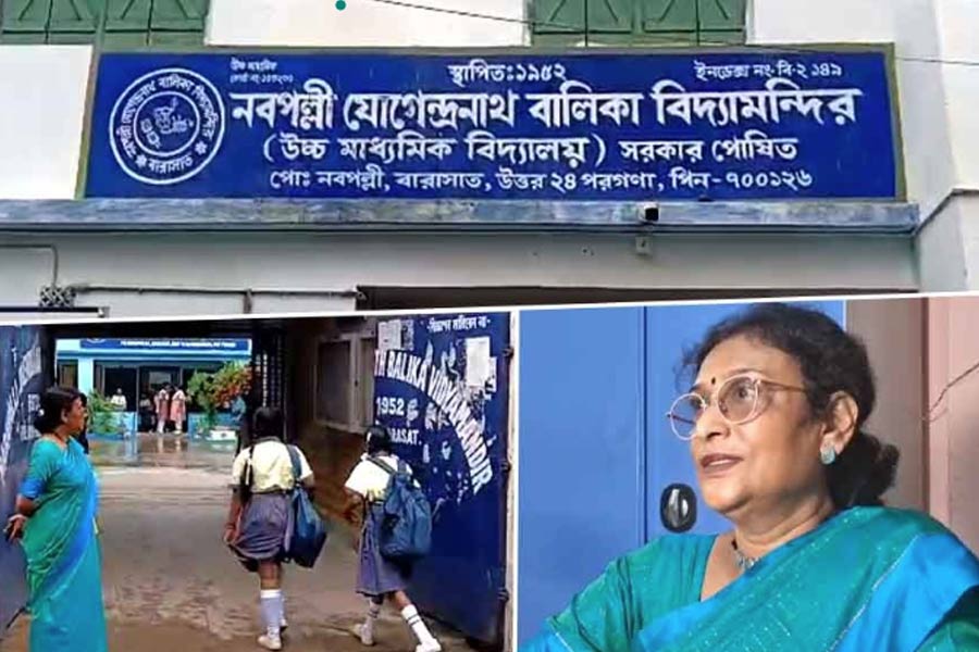 তুলসী মালা পরে বিদ্যালয়ে প্রবেশ নিয়ে ‘ফতোয়া’ প্রধান শিক্ষিকার! বিতর্কে বারাসতের স্কুল