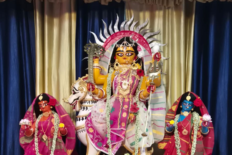 দুর্গার ১০৮টি রূপের অন্যতম দেবী বিপত্তারিণী! আজ প্রথম পুজো, দ্বিতীয় ব্রত পালনের তিথি কবে?