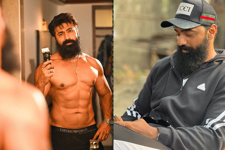 ‘বিজলি থেকে খোকা বিড়ি জ্বালায়…’, নিত্যদিন রাফ অ্যান্ড টাফ লুকে নেটপাড়া কাঁপাচ্ছেন দেব