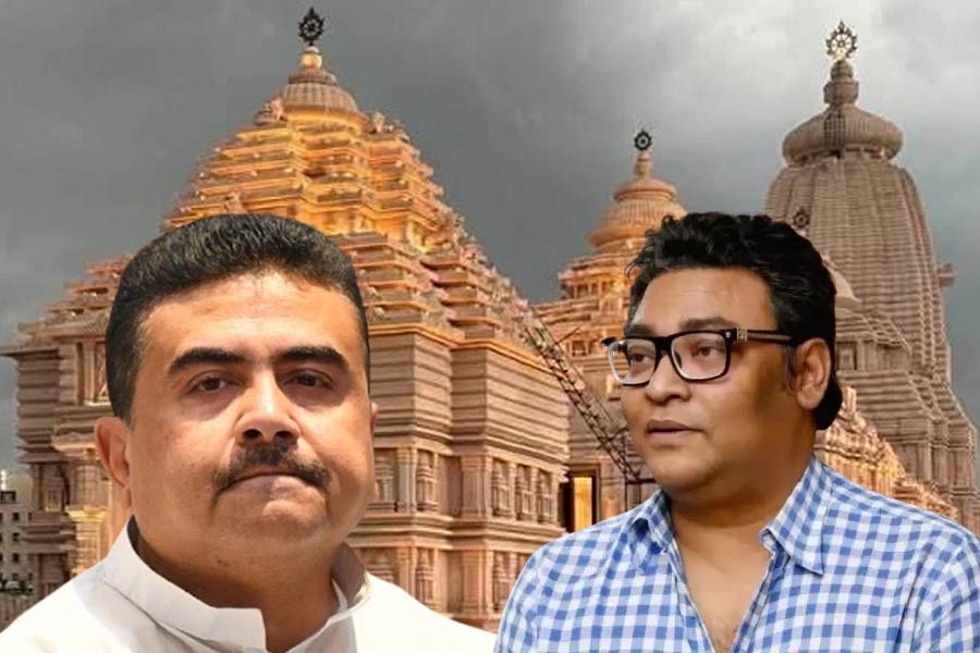 ‘বাড়ি বাড়ি যাবে দিঘার জগন্নাথ মন্দিরের প্রসাদই’, শুভেন্দুর কুৎসা উড়িয়ে দাবি ইন্দ্রনীলের