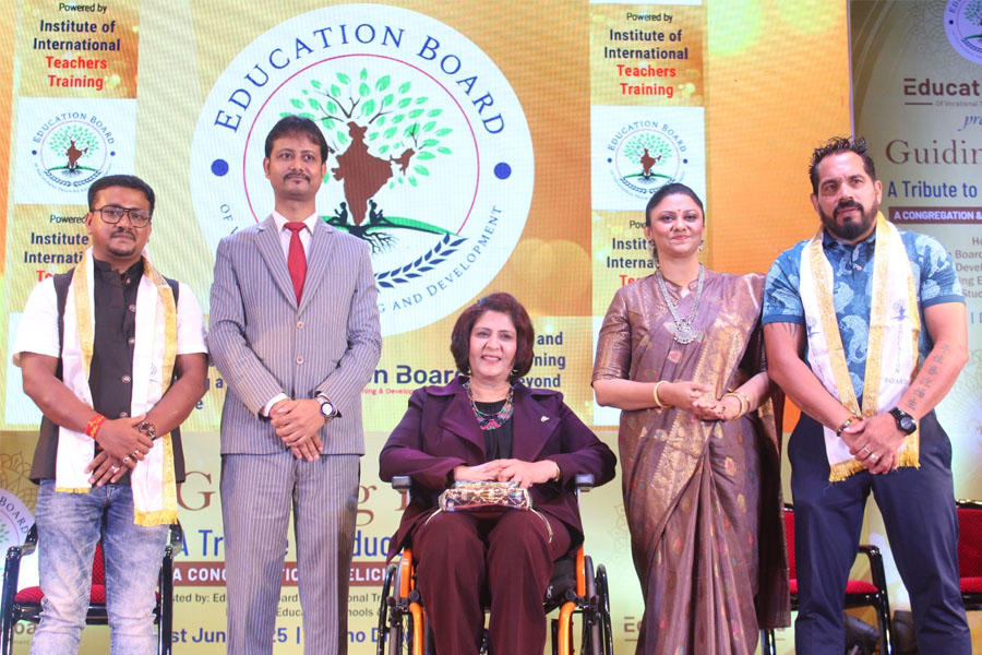 ‘শিক্ষায় খেলাধুলার অন্তর্ভুক্তি জরুরি’, কলকাতায় এসে বললেন অলিম্পিক পদকজয়ী দীপা মালিক