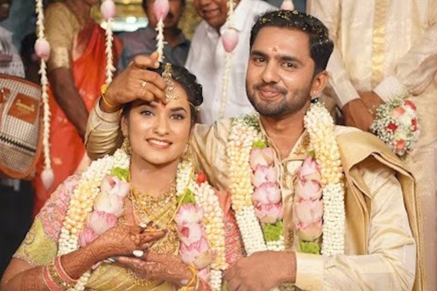 ৭০ লাখি গাড়ি, ১ কেজি সোনাতেও আশ মেটেনি, বিয়ের ২ মাসেই পণের বলি তামিলনাড়ুর বধূ!