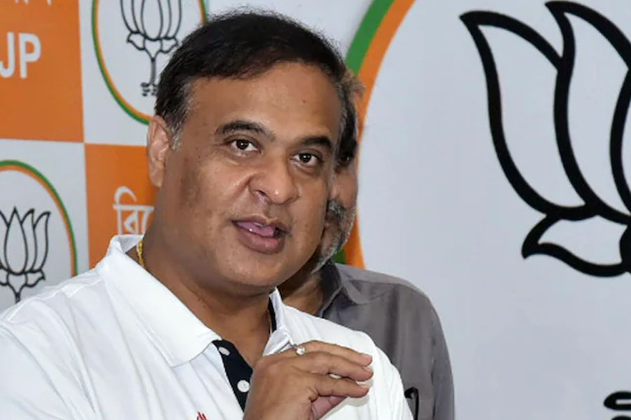 ‘৩৩০ অবৈধ অনুপ্রবেশকারী বাংলাদেশিকে তাড়িয়েছি’, ইউনুসকে অস্বস্তিতে ফেলে দাবি হিমন্তের