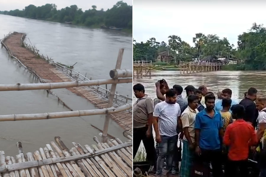ডিভিসির ছাড়া জলে ভাসল দু’টি অস্থায়ী সেতু! হাওড়া থেকে বিছিন্ন দ্বীপাঞ্চল