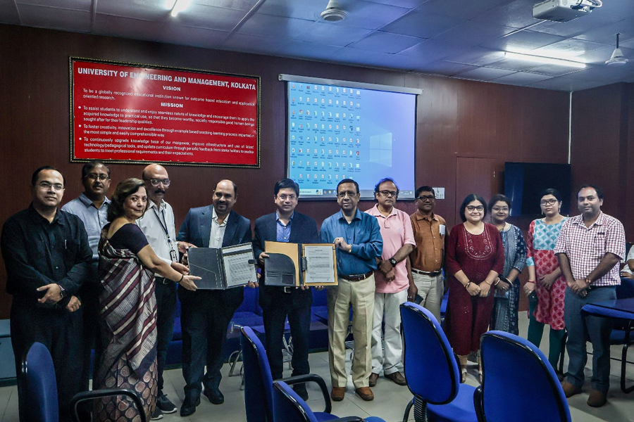 ছাত্রছাত্রীদের জন্য সুবর্ণ সুযোগ! আইইএম-ইউইএম গ্রুপের সঙ্গে যুক্ত হল মার্কিন সংস্থা পেগা