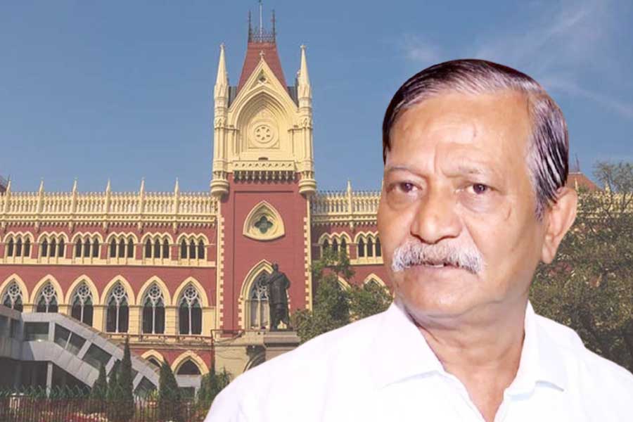 ‘ক্ষমতাশালী বৃত্তে যুক্ত’, সুজয়কৃষ্ণের স্থায়ী জামিন আটকাতে হাই কোর্টে মরিয়া সিবিআই