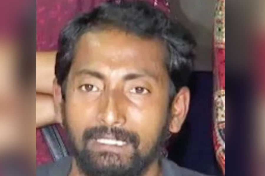 ১৫ মে বিকাশ ভবন অভিযানে ধুন্ধুমার! চাকরিহারা শিক্ষক মেহবুবকে থানায় তলব পুলিশের
