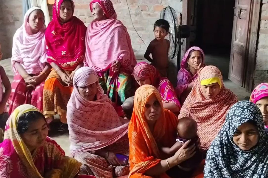 আচমকা ধসে পড়ে গোটা বাড়ি, কেরলে কাজে গিয়ে মৃত্যু মালদহের তিন পরিযায়ী শ্রমিকের 
