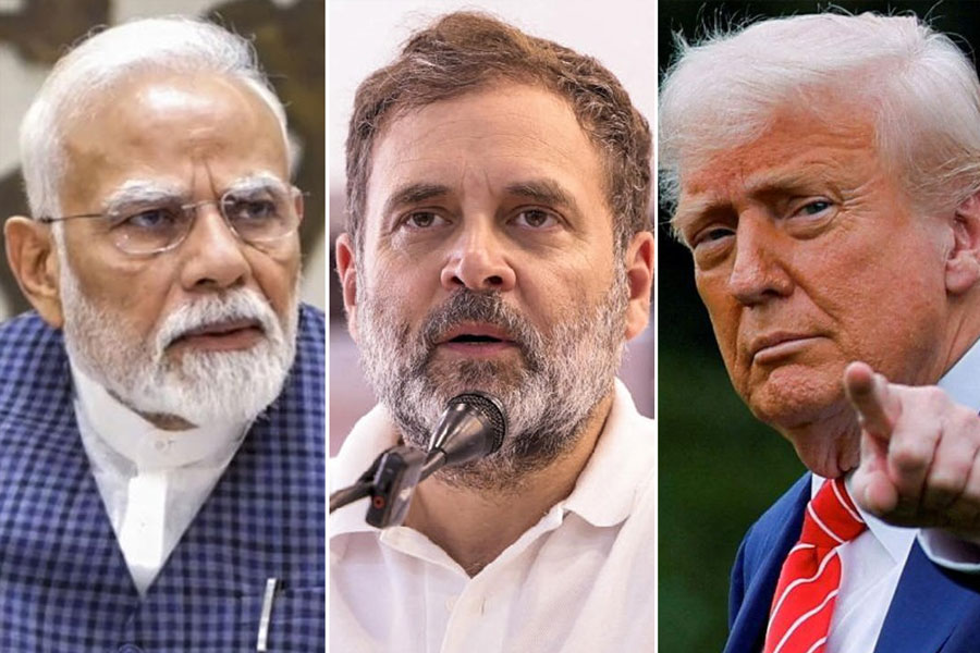 ‘ট্রাম্প বললেন, নরেন্দ্র সারেন্ডার, জি হুজুর বলে মেনে নিলেন মোদি’, বেনজির কটাক্ষ রাহুলের