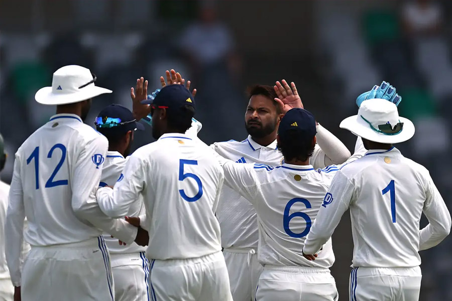 ‘পাপ কাউকে ছাড়ে না’, সোশাল মিডিয়ায় ইঙ্গিতপূর্ণ বার্তা ভারতীয় পেসারের, নিশানায় কি গম্ভীর?