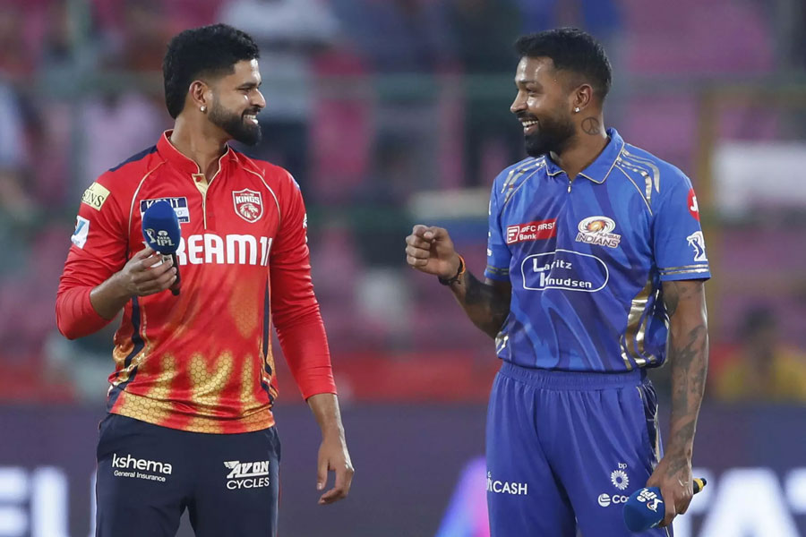আহমেদাবাদে কোয়ালিফায়ারে ভোগাবে বৃষ্টি? পাঞ্জাব-মুম্বই ম্যাচ ভেস্তে গেলে ফাইনালে কোন দল?