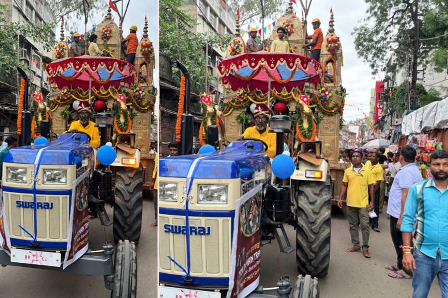 রশিতে নয়, পুরুলিয়া শহরে ট্রাক্টরে একাই রথ টানেন ‘বাহুবলী’!