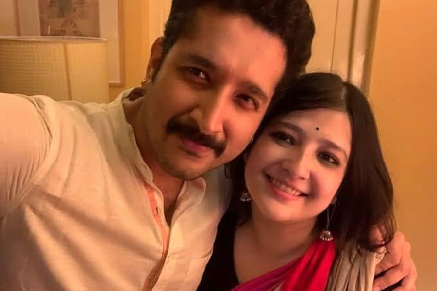 বাবা হওয়ার খুশিতে ডগমগ, সন্তানকে কী বলে ডাকলেন পরমব্রত?
