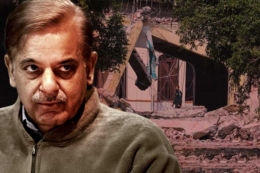 অপারেশন সিঁদুরের সময় ভারতের বিরুদ্ধে পরমাণু অস্ত্র ব্যবহার করতে চেয়েছিল পাকিস্তান? মুখ খুললেন শাহবাজ