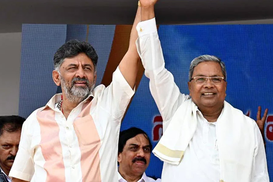 এবার কর্নাটকে মুখ্যমন্ত্রী বদল! সিদ্দারামাইয়াকে ৩ মাসের ডেডলাইন দিল কংগ্রেস হাই কম্যান্ড