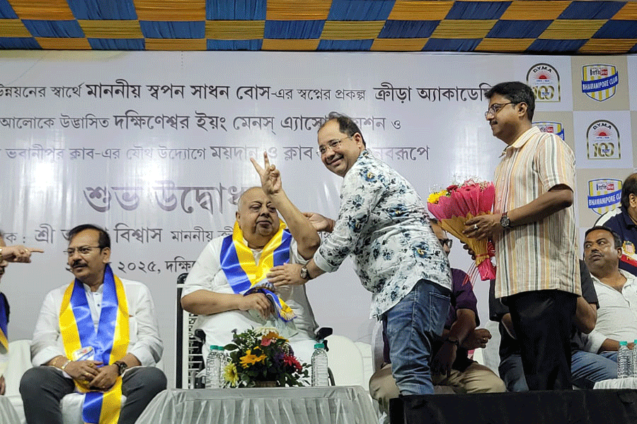 ‘প্লেয়ার তৈরিতে প্রতি রাজ্যে অ্যাকাডেমি দরকার’, ঘুরে দেখুন টুটু বোসের স্বপ্নের প্রকল্পের অন্দরমহল