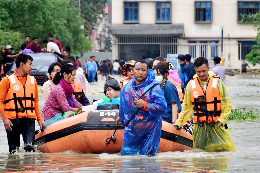 ভারী বৃষ্টি এবং ভূমিধসে বিধ্বস্ত উত্তর-পূর্ব ভারত, মৃতের সংখ্যা বেড়ে ৩৬