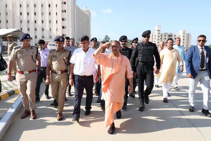 যোগী শাসনে এগোচ্ছে উত্তরপ্রদেশ, রাজ্যের প্রথম আয়ুষ বিশ্ববিদ্যালয় উদ্বোধন করবেন রাষ্ট্রপতি