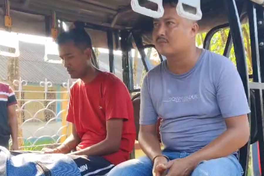 গাঁজা পাচারে অভিযুক্ত খোদ হোমগার্ড, সিভিক ভলান্টিয়ার! আলিপুরদুয়ারে বমাল গ্রেপ্তার ৩